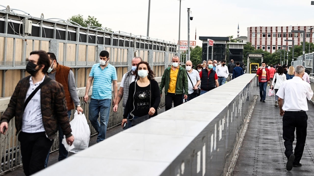 Kovid-19 testlerinde pozitiflik oranı son 10 günde yaklaşık 2 kat arttı