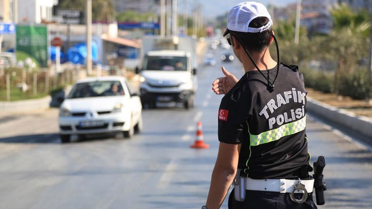 Kurban Bayramı&#039;nda 19 bin 923 polis görev yapacak