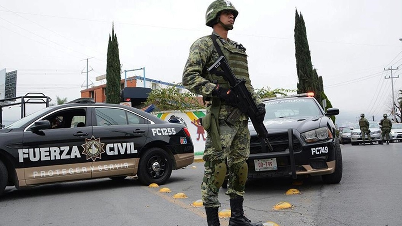 Meksika&#039;da çeteler ev partisini bastı: 8 ölü
