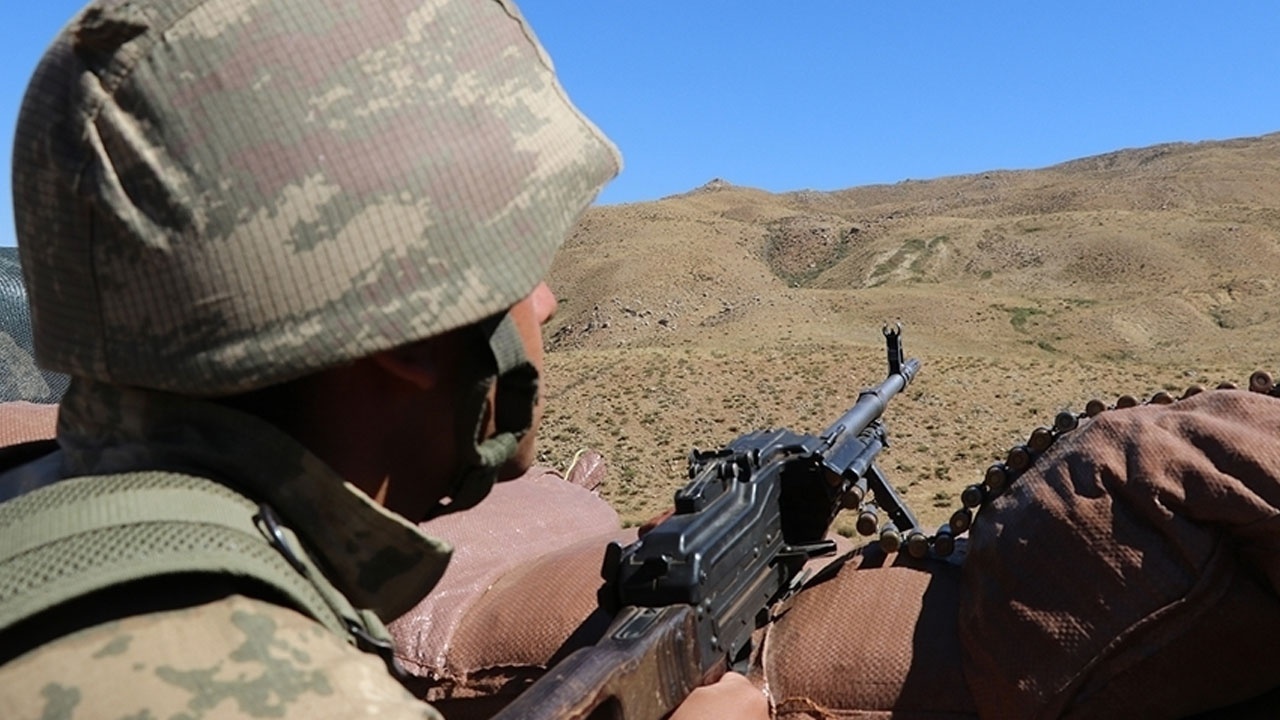 Pençe-Yıldırım operasyonunda 2 PKK'lı terörist öldürüldü