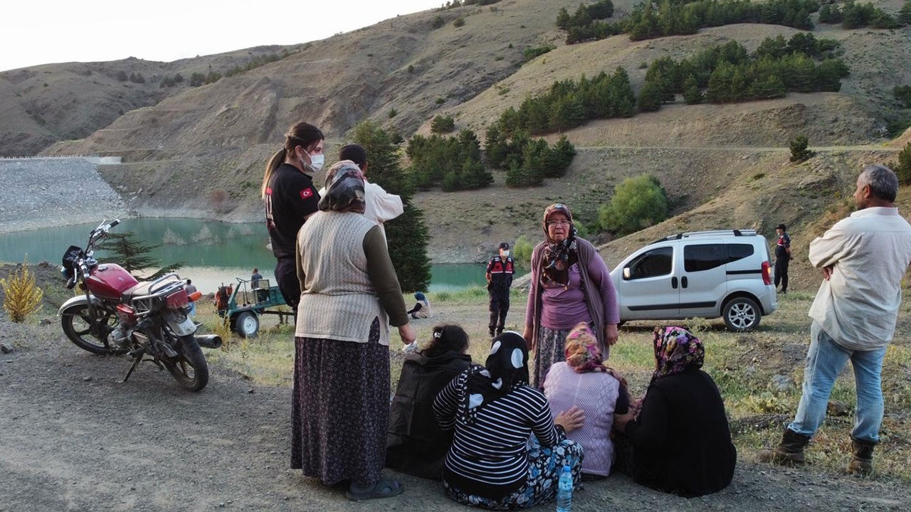 Piknik faciasında amca ve yeğen boğuldu