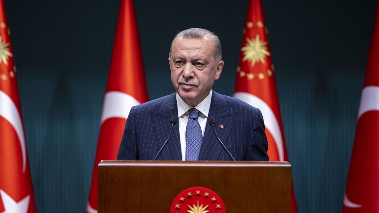 Son dakika... Cumhurbaşkanı Erdoğan açıkladı! FETÖ&#039;nün Orta Asya Genel Sorumlusu Orhan İnandı yakalandı