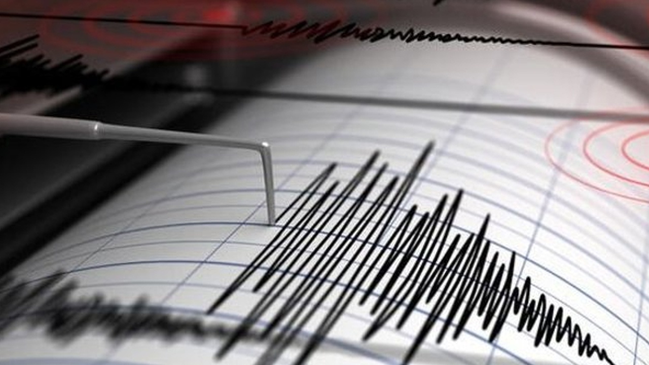 Son dakika! İran&#039;da 5.7 büyüklüğünde deprem oldu