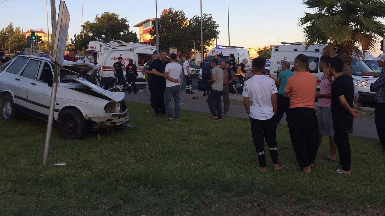 Trafik kazasında ambulans şoförü hayatını kaybetti