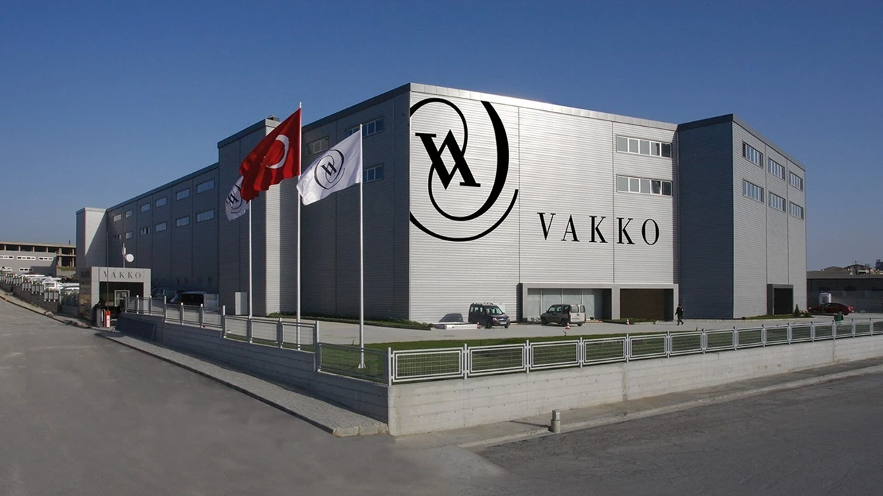 Vakko gömlek üretimine son veriyor: Çalışanların durumu belirsiz