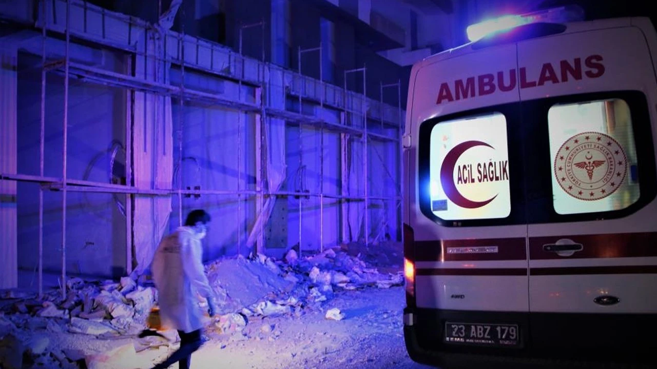 Yeni evini görmeye gitti, asansör boşluğuna düşerek öldü