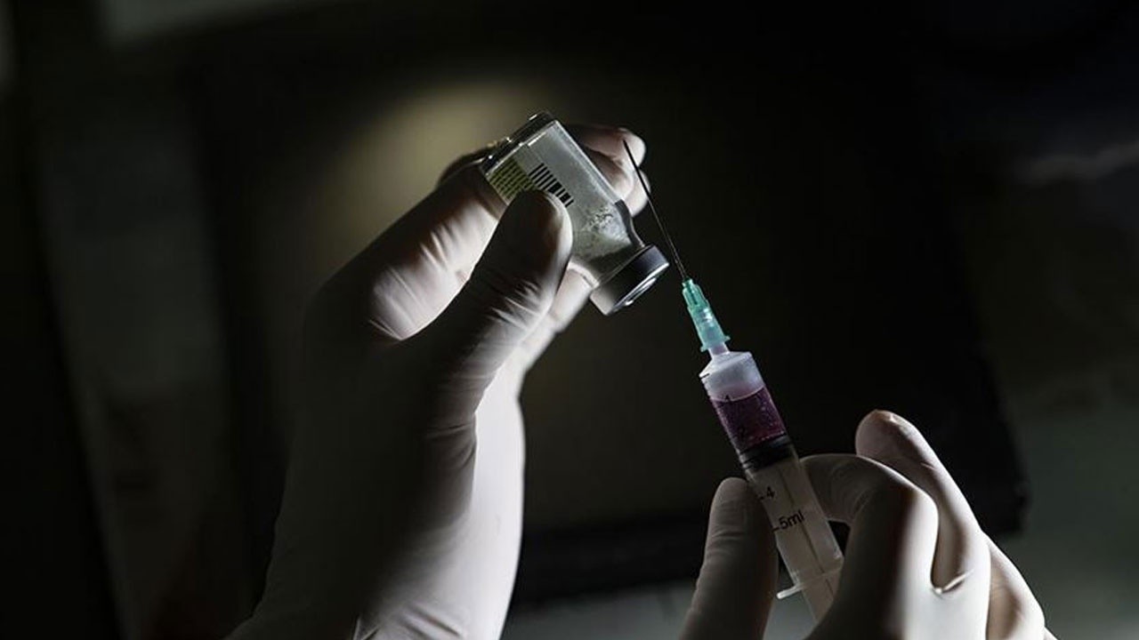 Profesörden ilginç çıkış: Aşı olmayan köyüne gitsin