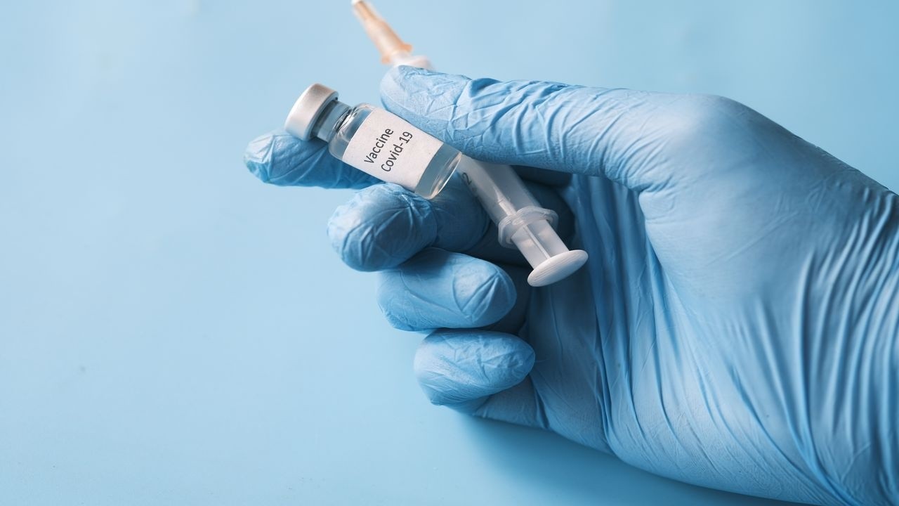 4.doz aşı kimlere uygulanacak? 4.doz koronavirüs aşı yan etkileri neler?