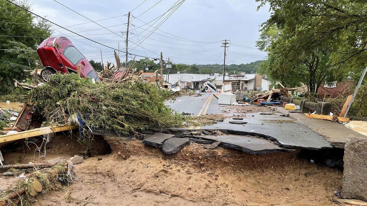 ABD&#039;nin doğu eyaletinde sel felaketi: 10 kişi öldü 31 kişi kayıp