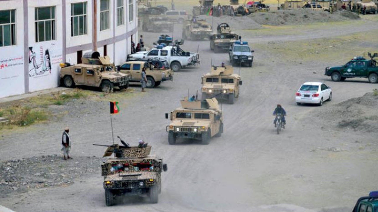 Afganistan&#039;da Taliban&#039;a karşı direniş sürüyor: 3 bölge geri alındı