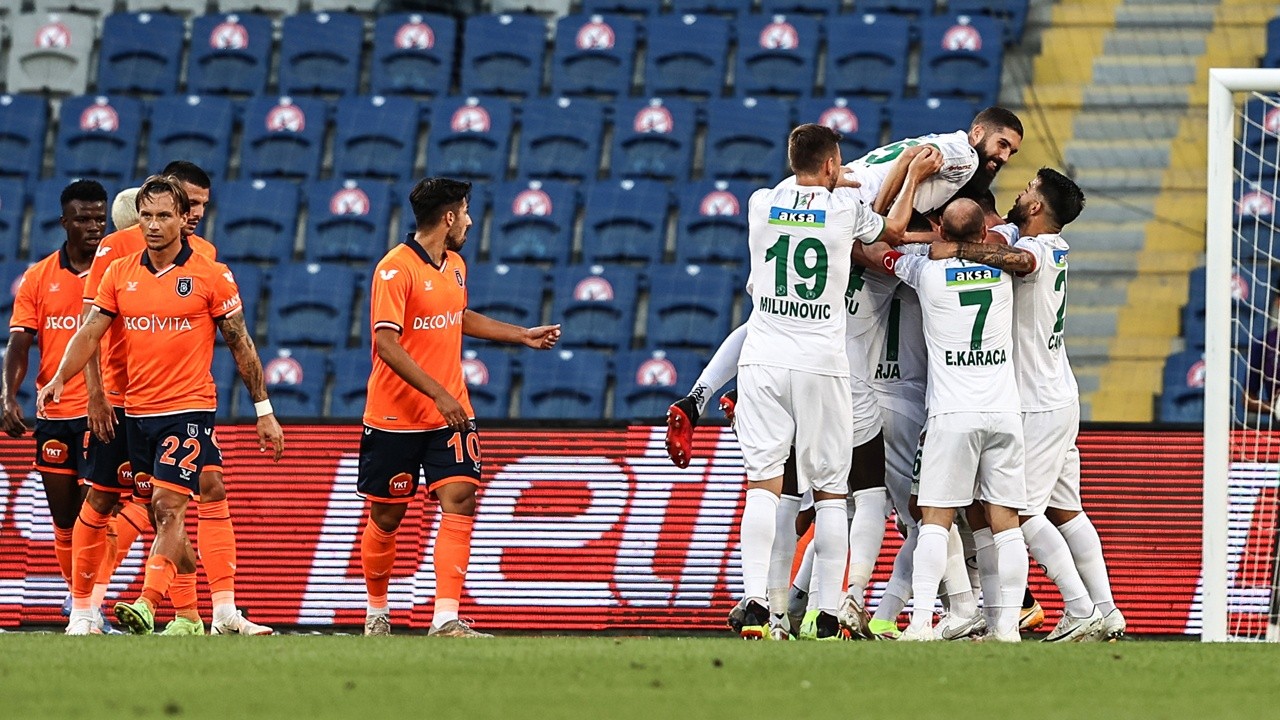 Alanyaspor, Başakşehir&#039;i tek golle geçti