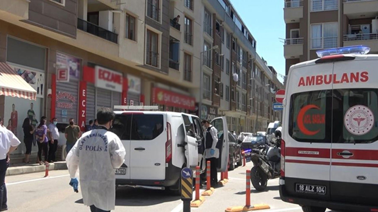 Cinnet getiren baba dehşet saçtı: Karısını ve kızını öldürdü intihar etti