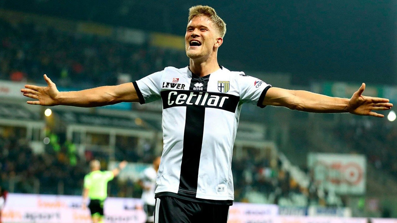 Forvete Andreas Cornelius! Trabzonspor için imzaya geliyor... Son dakika transfer haberleri