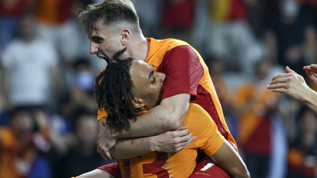 Galatasaray, İskoçya&#039;da turladı!