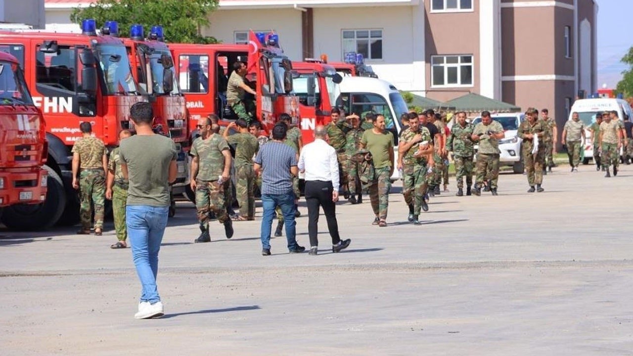 Görev tamam: Azerbaycanlı itfaiyeciler dönüş yolunda