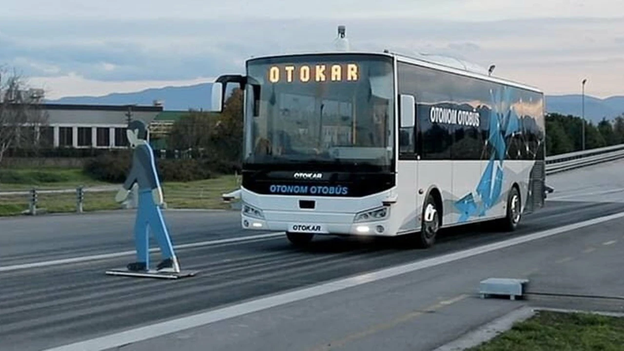 İlk sürücüsüz otobüsten güzel haber: Testler başarıyla tamamlandı