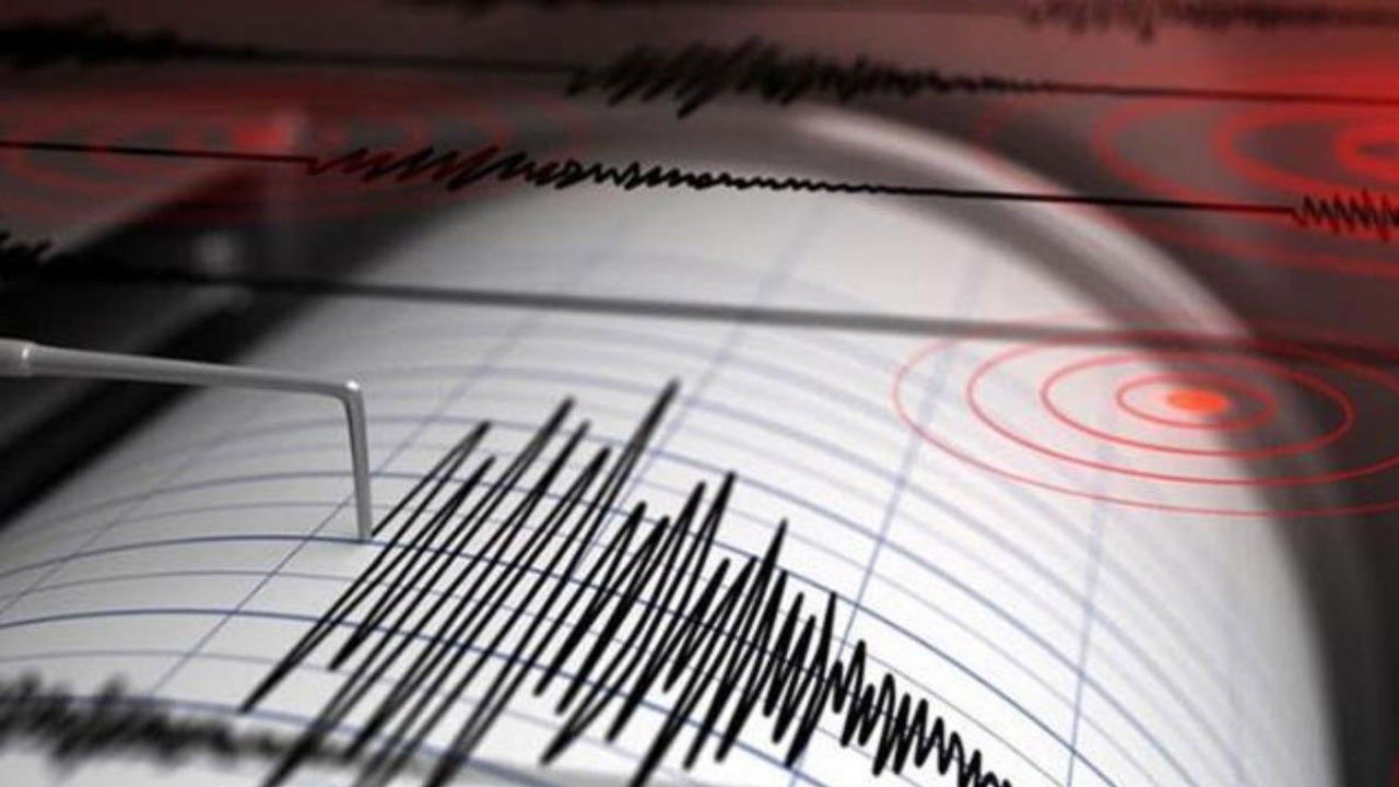 İran&#039;da 4,9 büyüklüğünde deprem