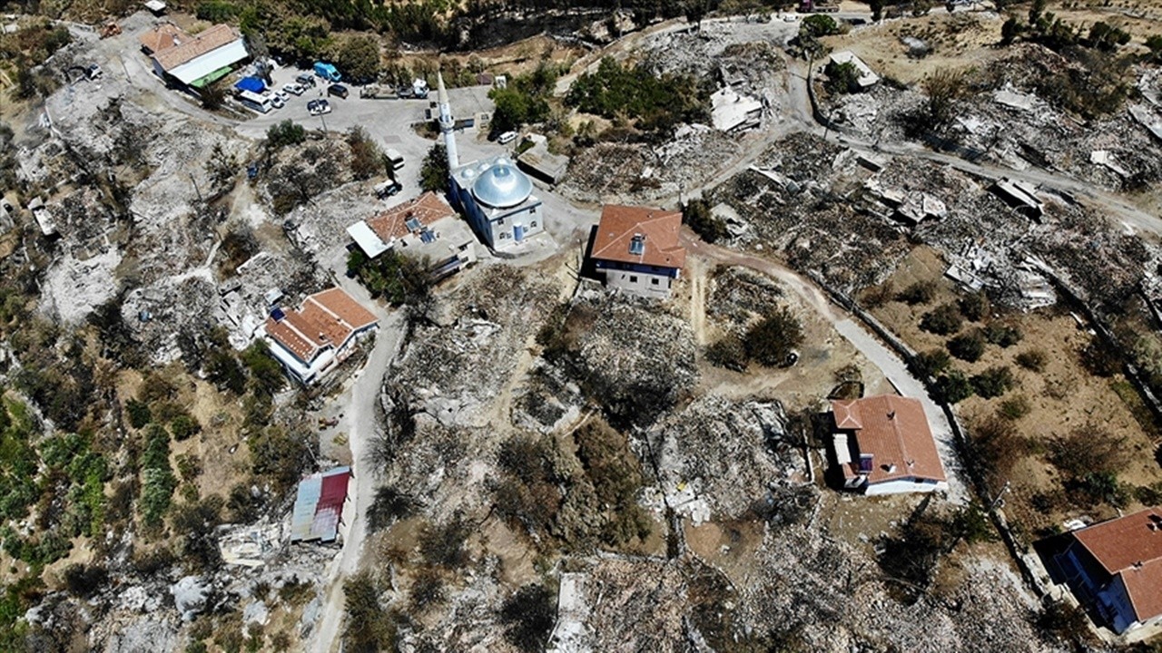 İTO&#039;dan yangından etkilenenlere 4 milyon lira destek