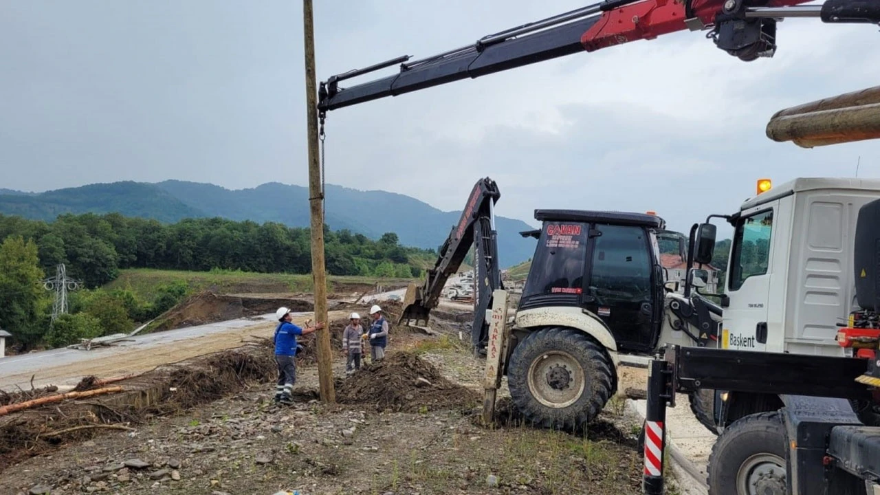 Kastamonu&#039;da sel felaketinden etkilenen bölgeler enerjilendirildi