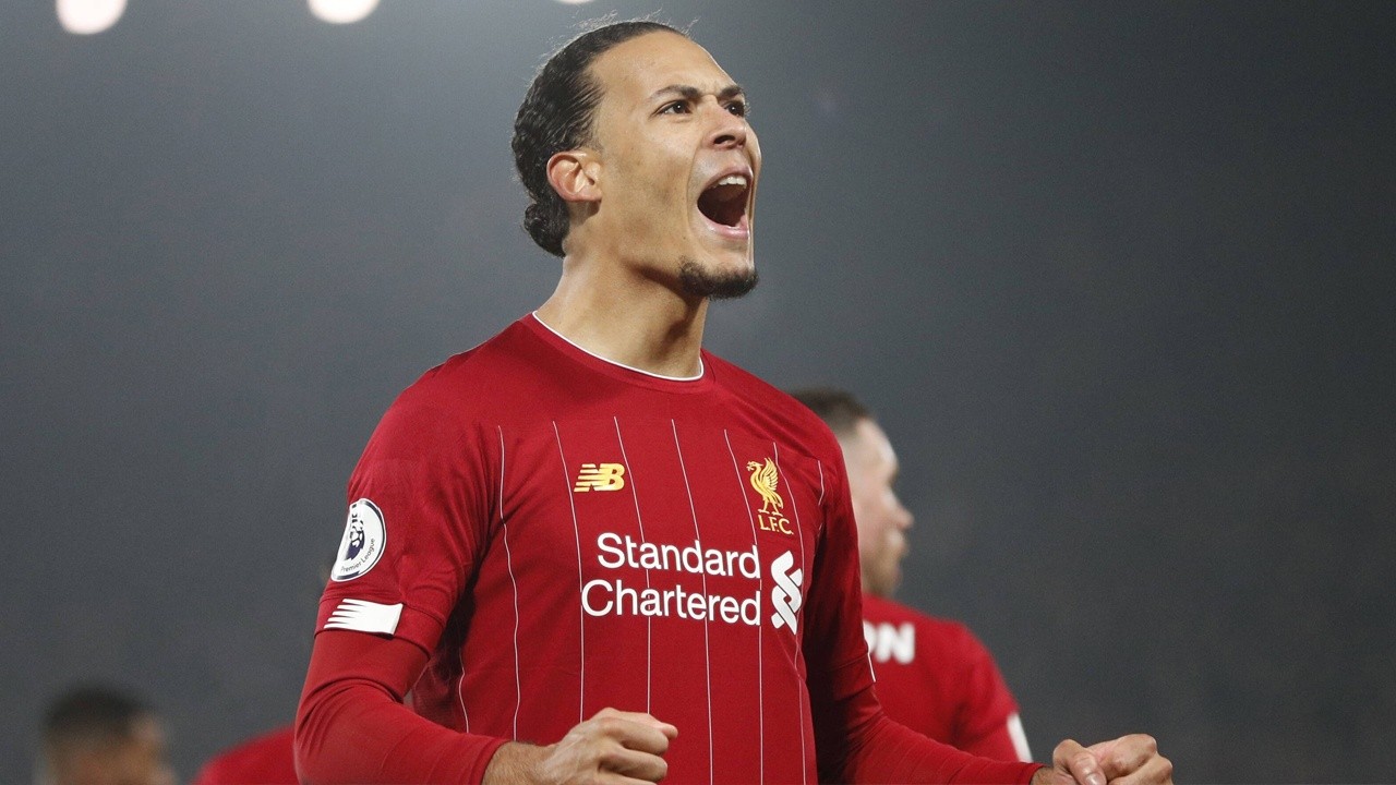 Liverpool, Virgil van Dijk&#039;ın sözleşmesini uzattı