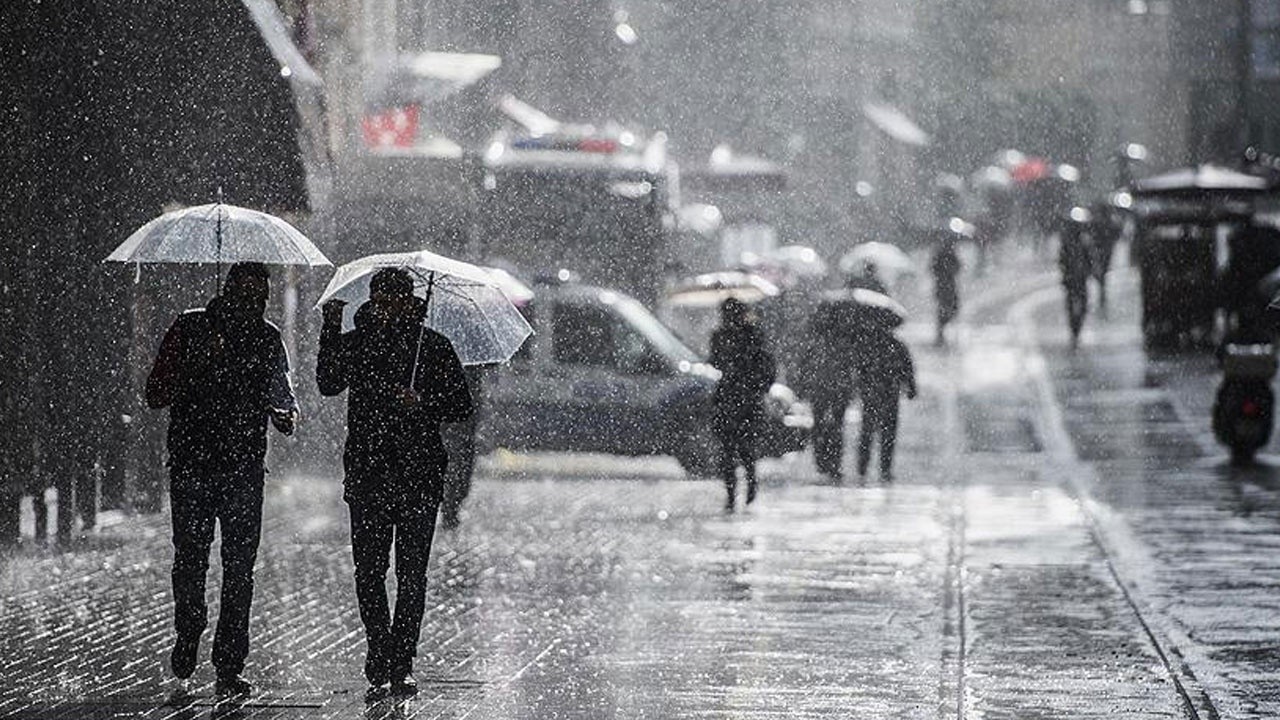 Meteoroloji öğle saatlerine dikkat çekti: Gök gürültülü sağanak geliyor