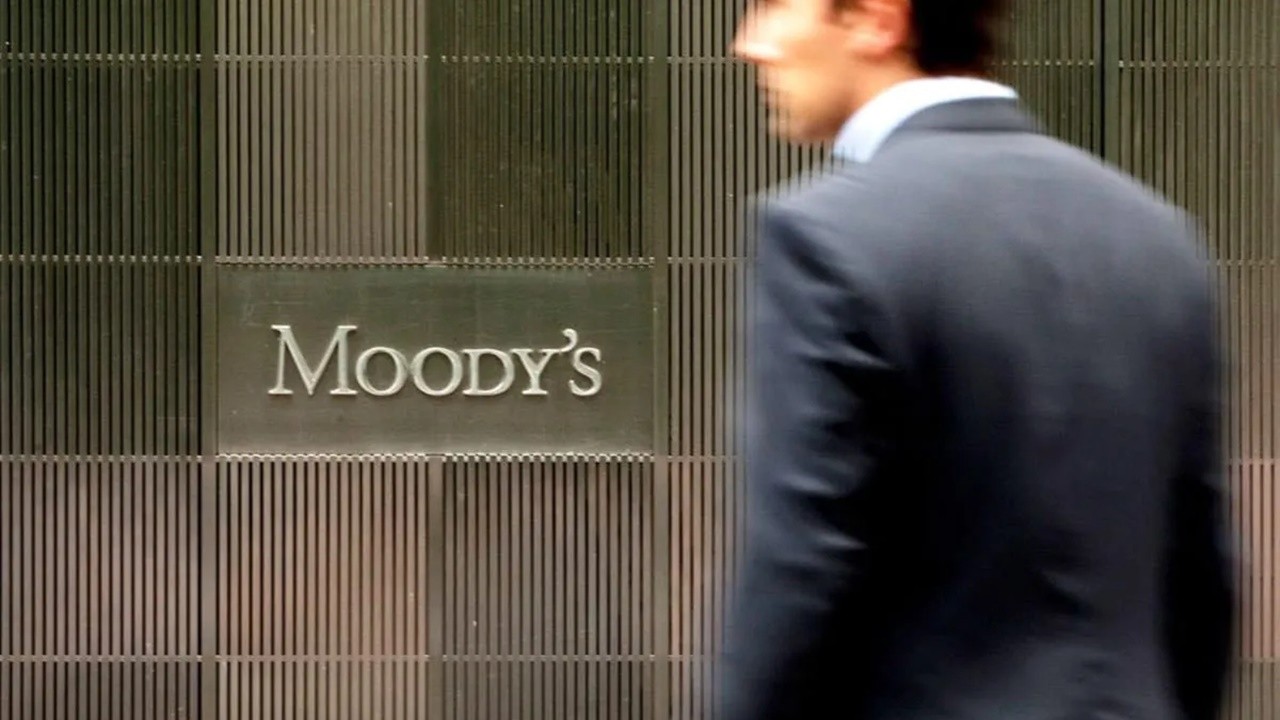 Moody&#039;s&#039;ten Türkiye için erken faiz indirimi uyarısı