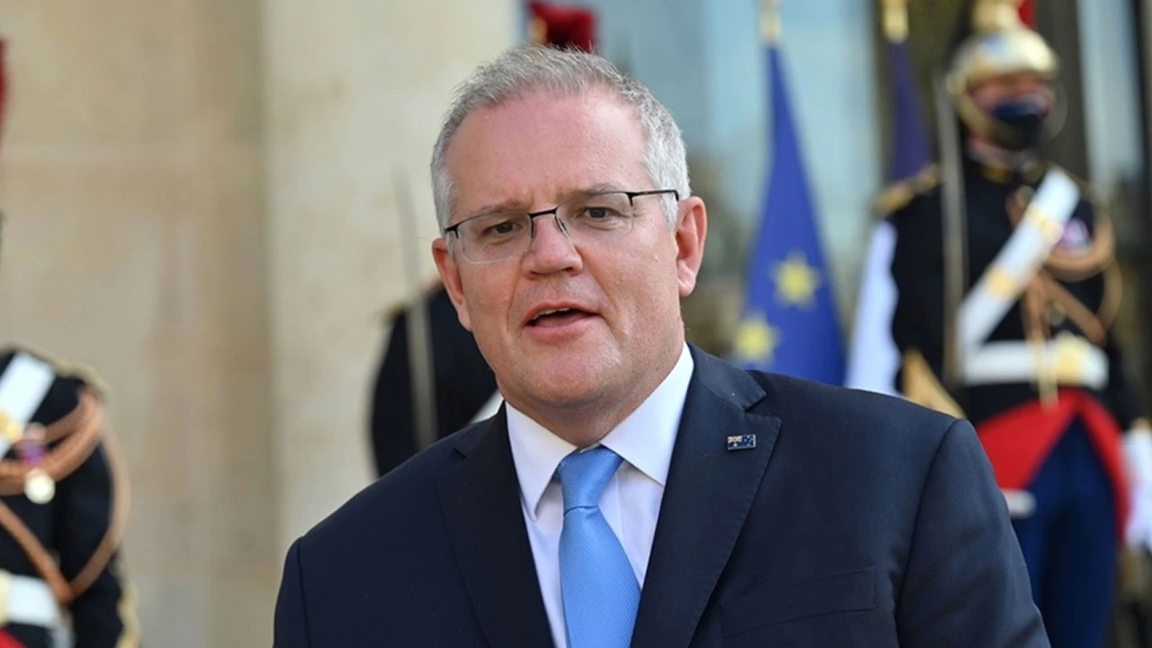 Morrison: Diğer bulaşıcı hastalıklarla yaşadığımız gibi bu virüsle de birlikte yaşayacağız