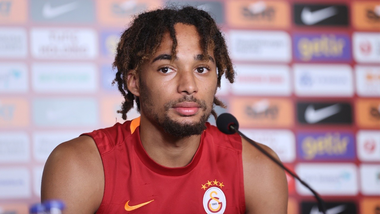 Sacha Boey: &quot;Galatasaray&#039;ı daha büyük kulüp olduğu için tercih ettim&quot;