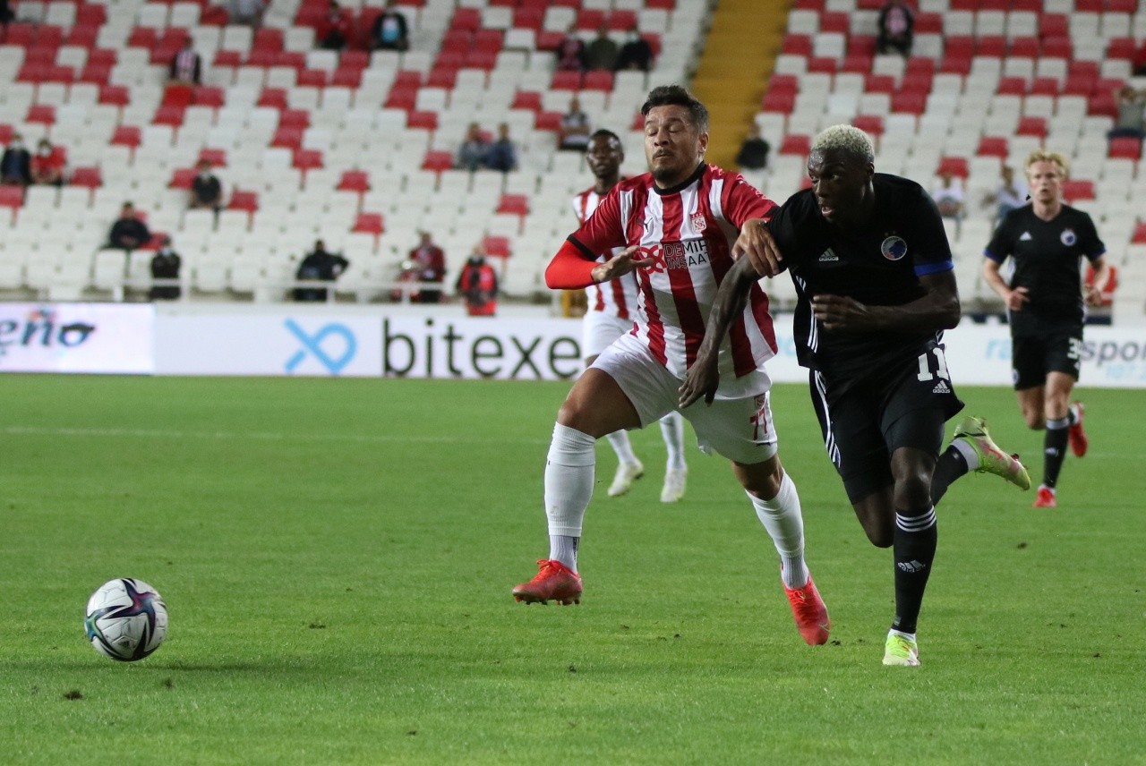 Sivasspor, Kopenhag&#039;a evinde kaybetti! Maç sonucu: 1-2