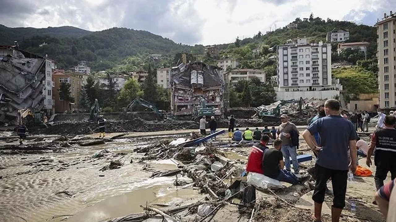 Son dakika! Batı Karadeniz&#039;de sel felaketi: Kastamonu, Sinop ve Bartın&#039;da bilanço ağırlaşıyor