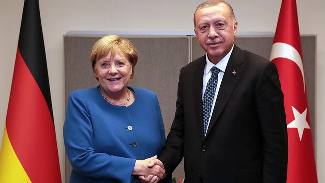 Son dakika: Cumhurbaşkanı Erdoğan&#039;dan Afganistan diplomasisi: Merkel ve Putin ile görüştü