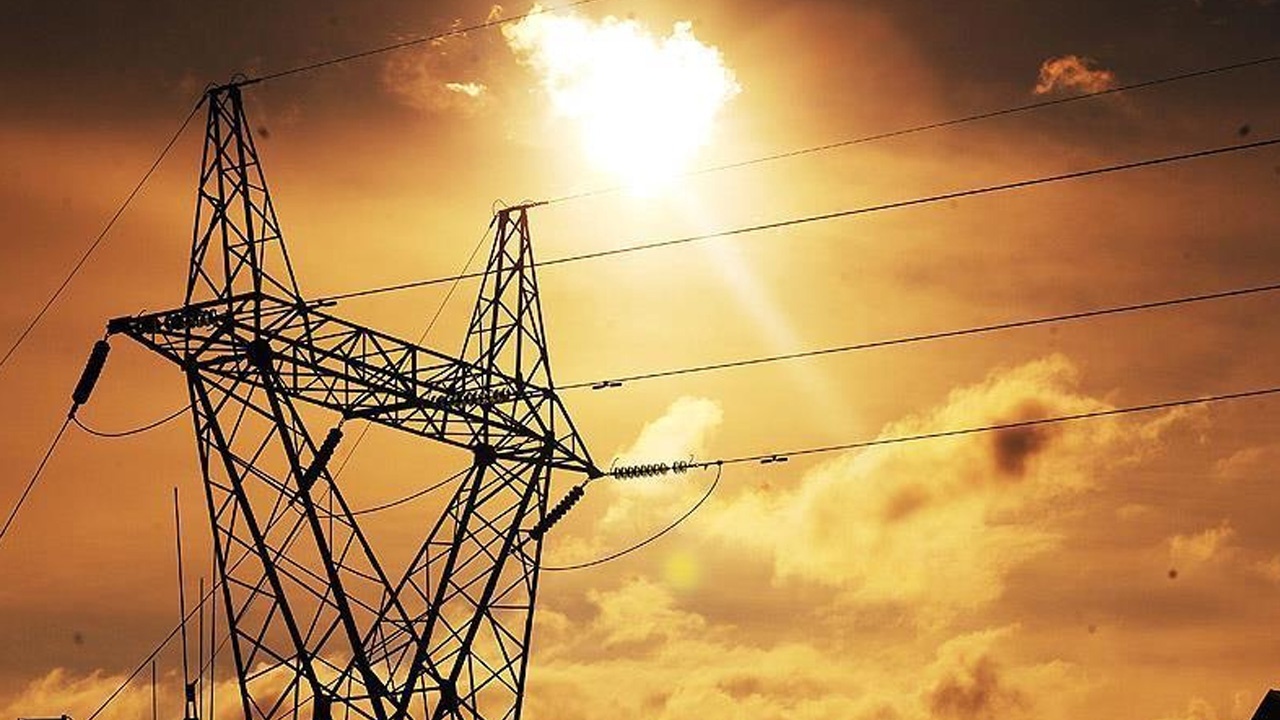 Bakanlıktan açıklama geldi: Ülke genelinde elektrik kesintileri sonlandırıldı