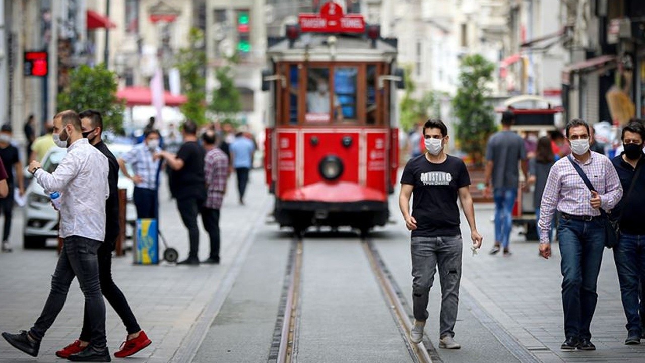 Vali Yerlikaya aşılamada son durumu paylaştı: İstanbul&#039;umuza mavi yakışır