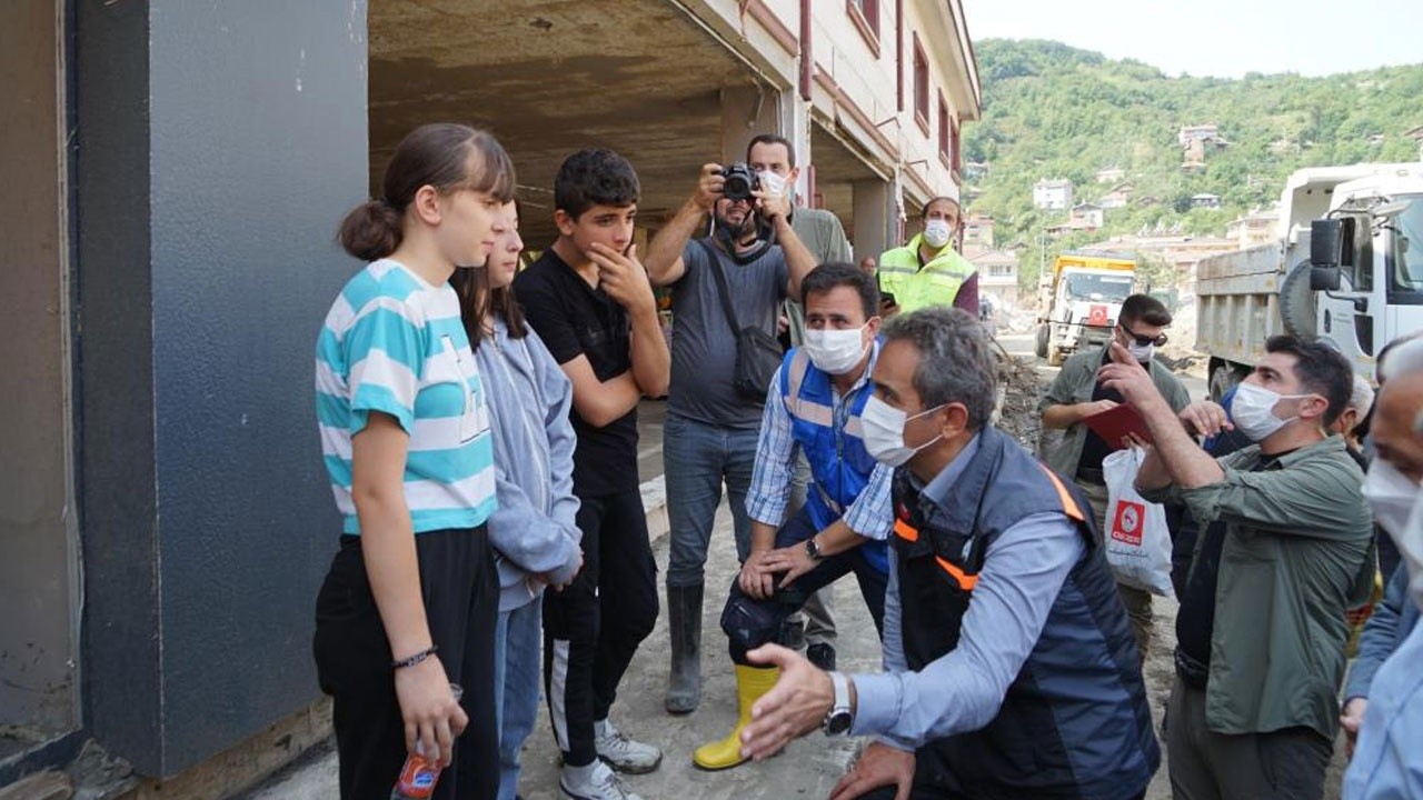 Yangın ve sel bölgesinde okulları 6 Eylül’de açılacak