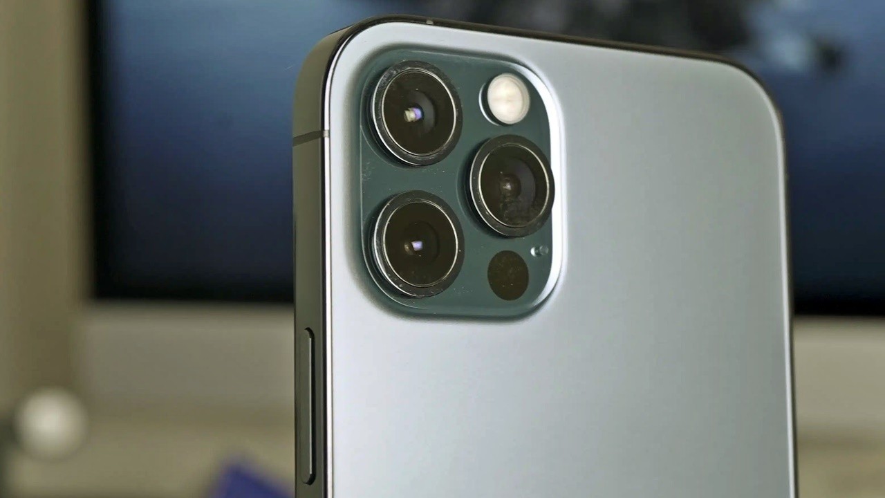 Apple kabul etti: Titreşim iPhone kamerasını bozuyor