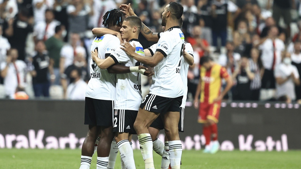 Beşiktaş, Yeni Malatyaspor&#039;u 3-0 mağlup etti