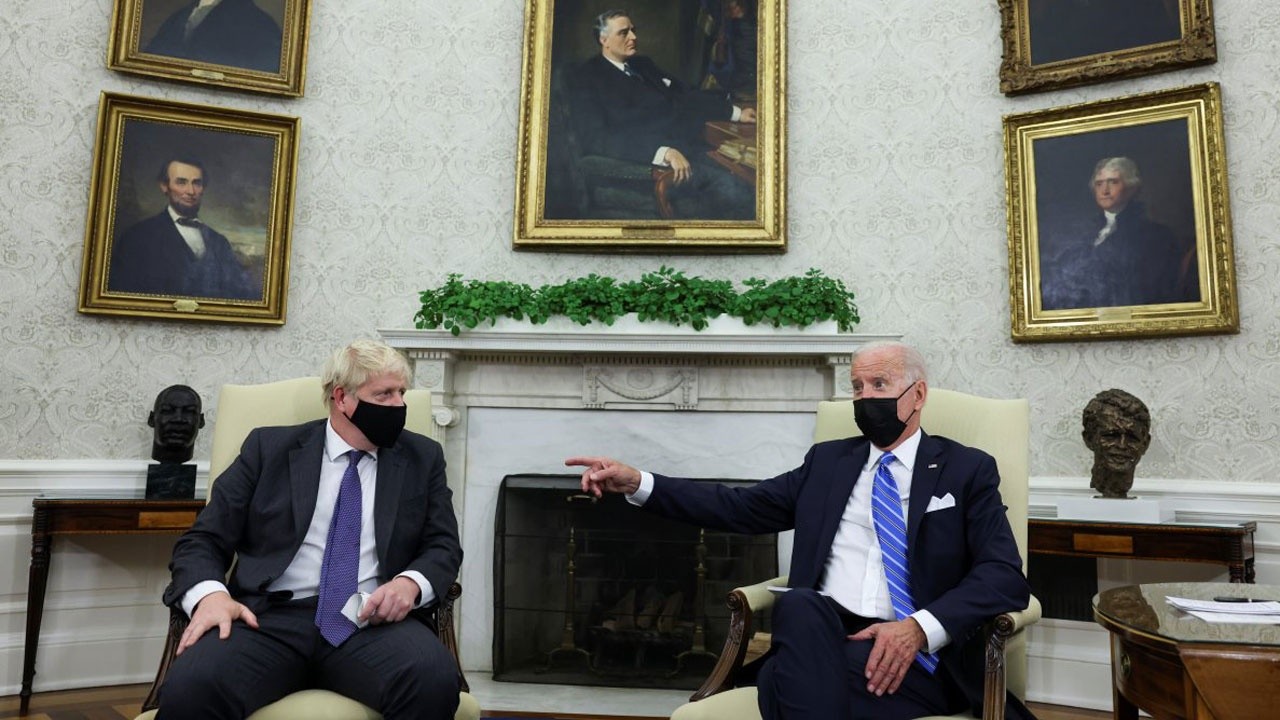 Boris Johnson ve Joe Biden bir araya geldi
