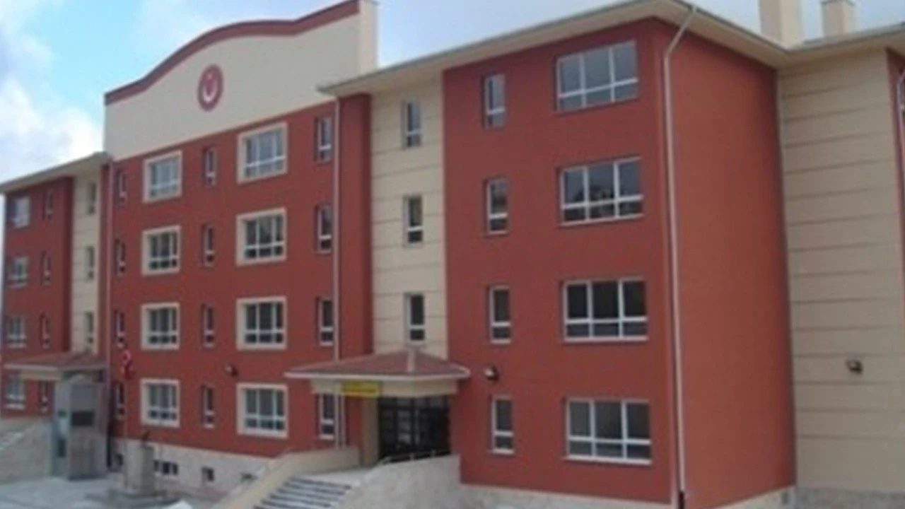 Denizli&#039;de sınıf karantinaları: 2 öğrenci daha pozitif çıktı