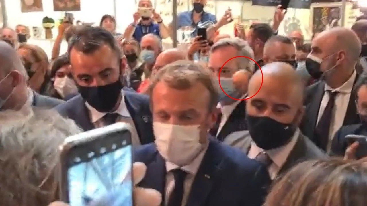 Emmanuel Macron'a yumurta atan saldırgan psikiyatrik tedaviye alındı
