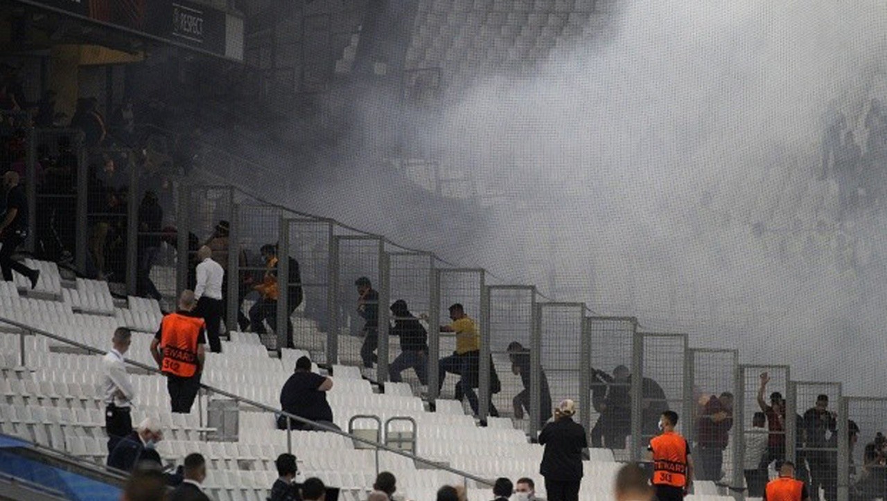 Fransız polisinden Galatasaray taraftarına saldırı!