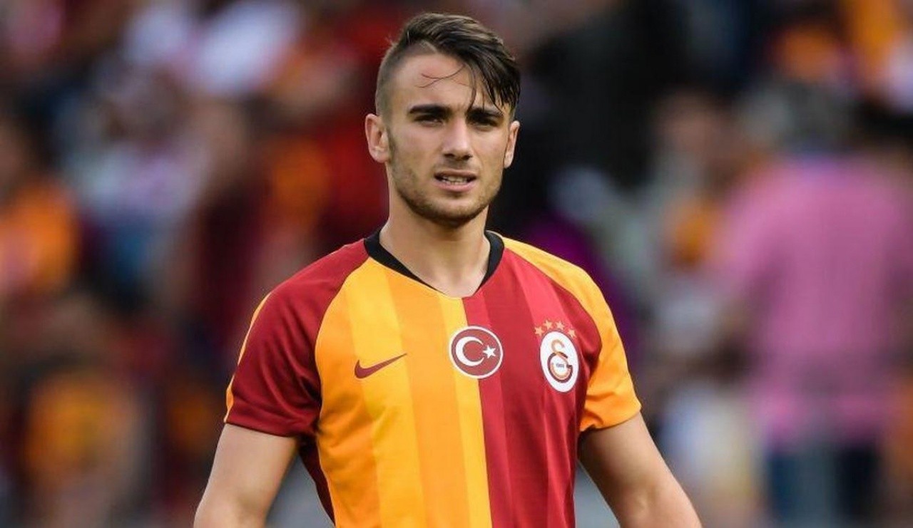 Galatasaray, Yunus Akgün&#039;ü yeniden Adana Demirspor&#039;a kiraladı! Son dakika transfer haberleri...