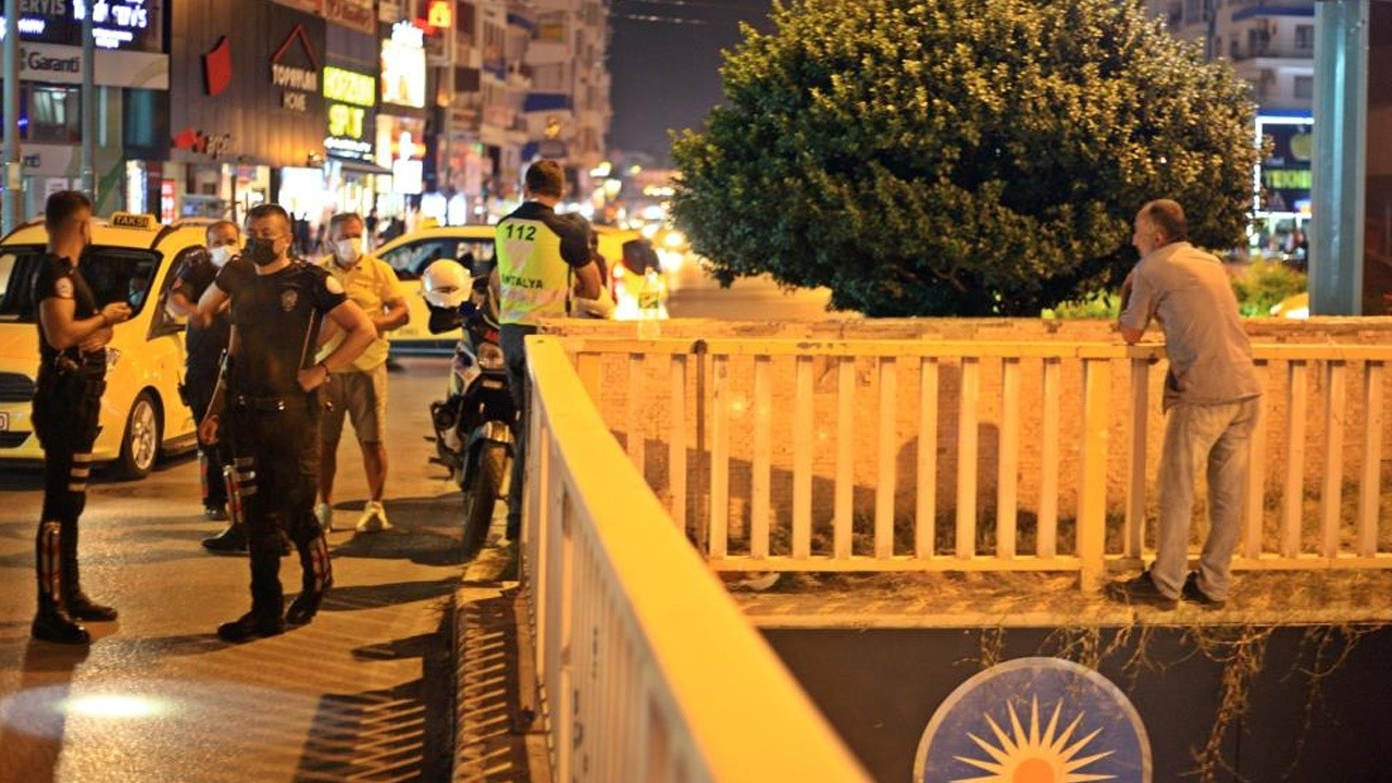 İntihara teşebbüs eden adamın nezaketi polisi bile şaşırttı