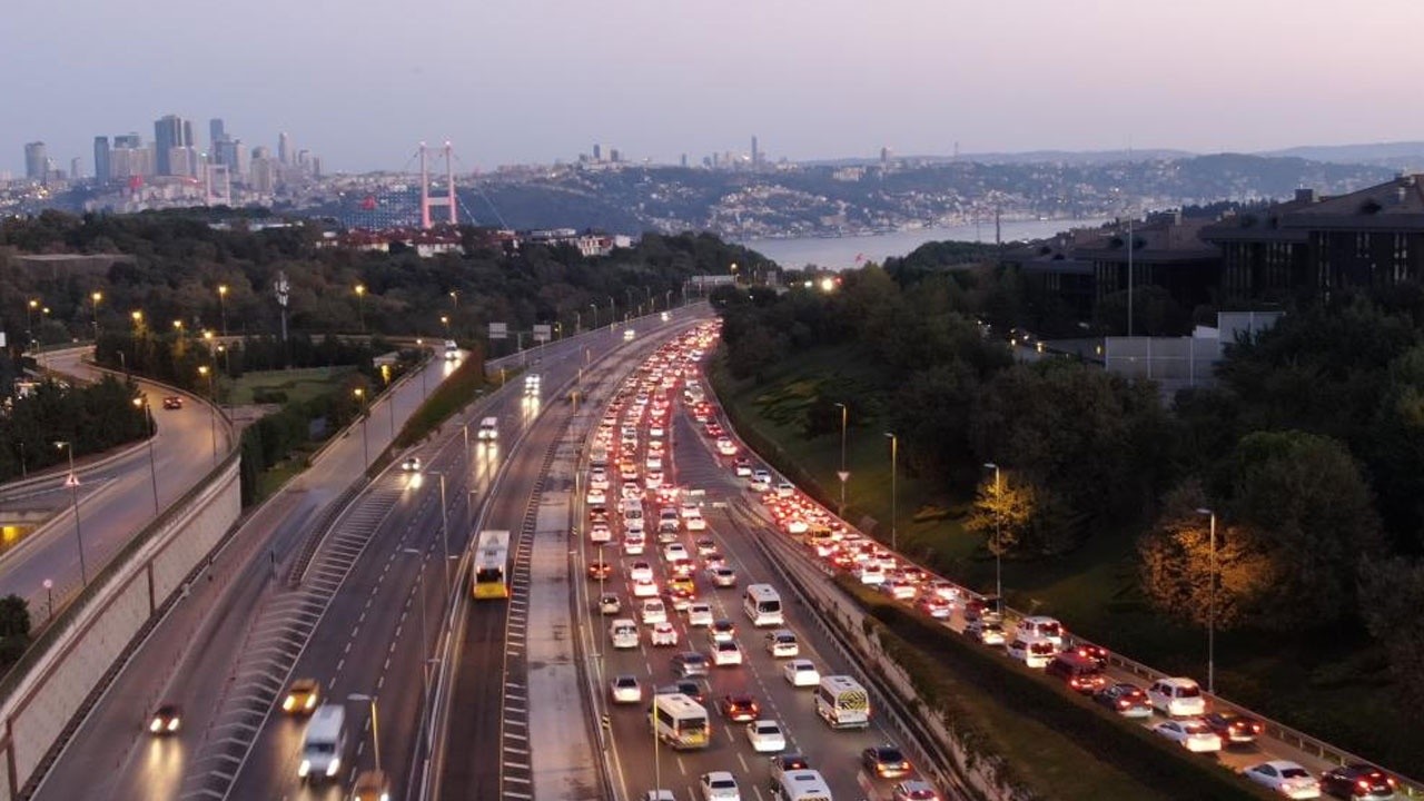 İstanbul’da trafik yoğunluğu erken başladı