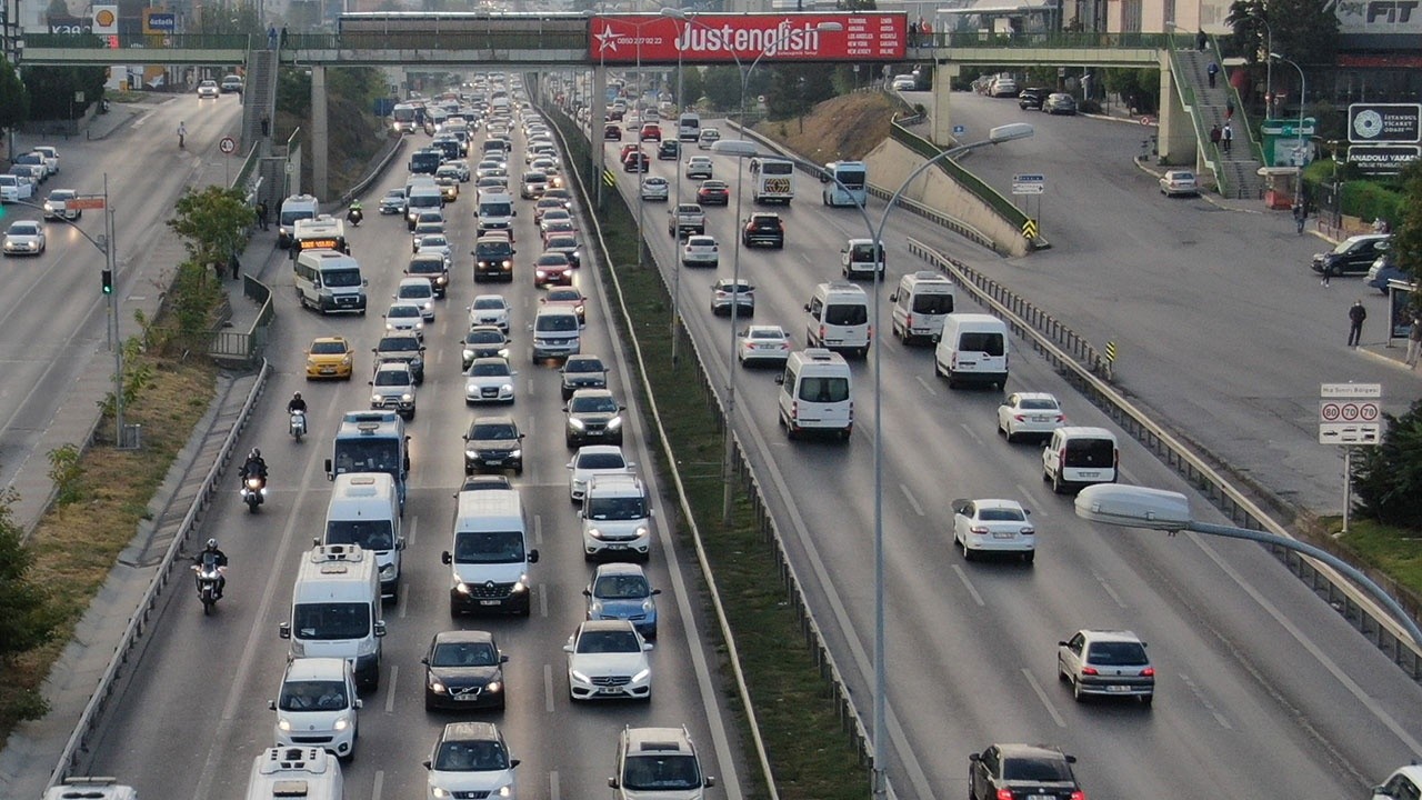 İstanbul’da trafik yoğunluğu yüzde 60’ı gördü