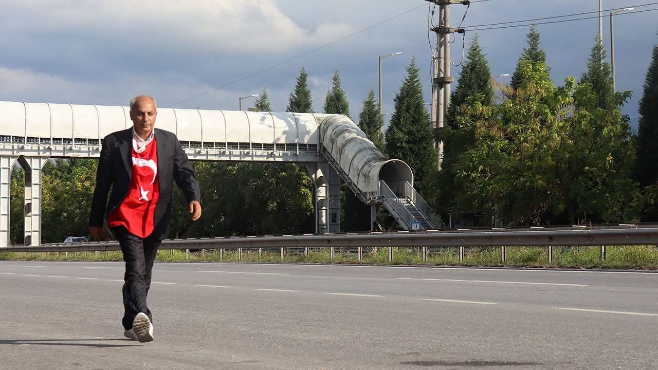 PCR testi yaptırmadı 450 km yürüyecek