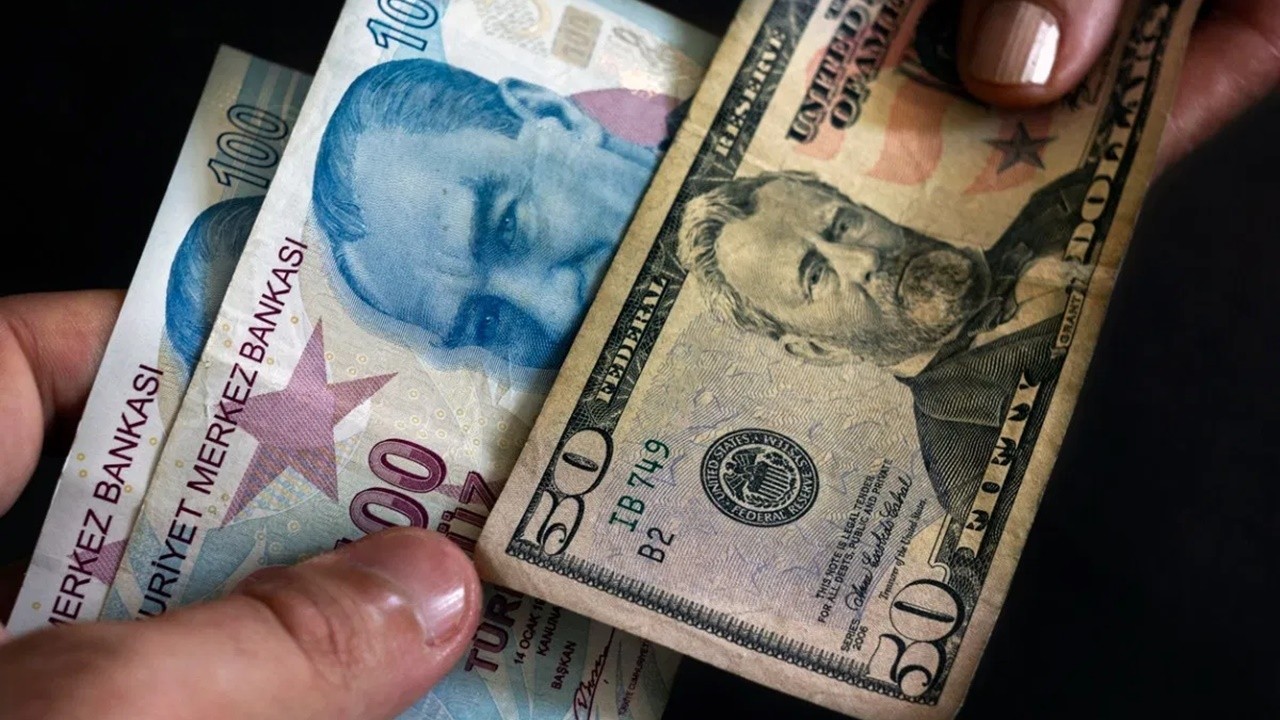 Dolar fiyatları kritik haftada uçtu