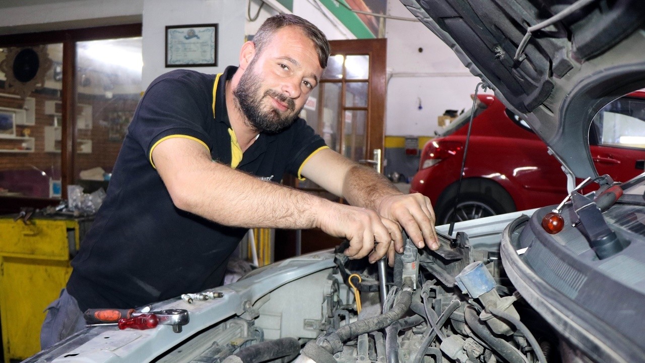 Yeni araç alamayan eskisinin ustası oldu