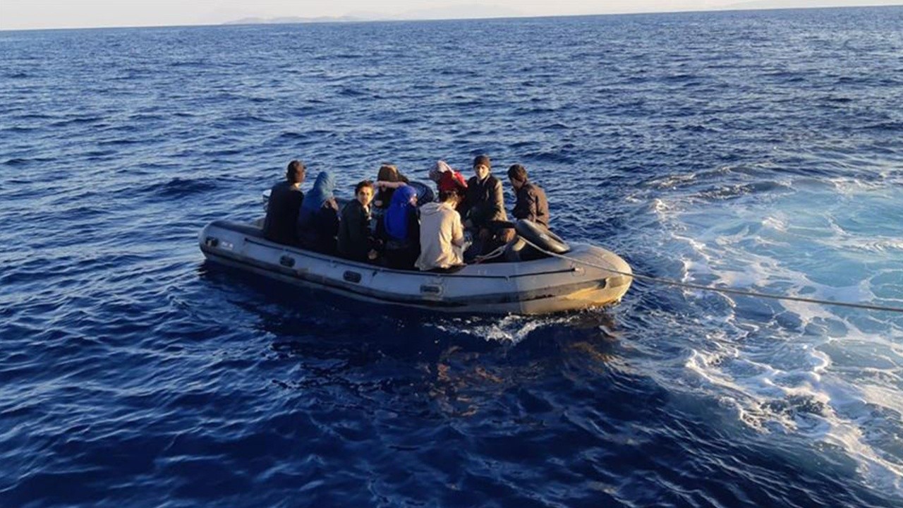 Şoke eden iddia: Yunanistan göçmenleri denize atıyor