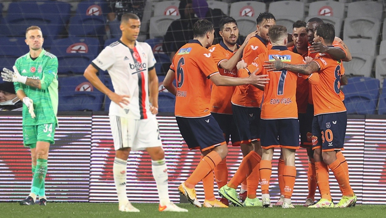 Başakşehir, Beşiktaş&#039;ı devirdi! Maç sonucu:3-2