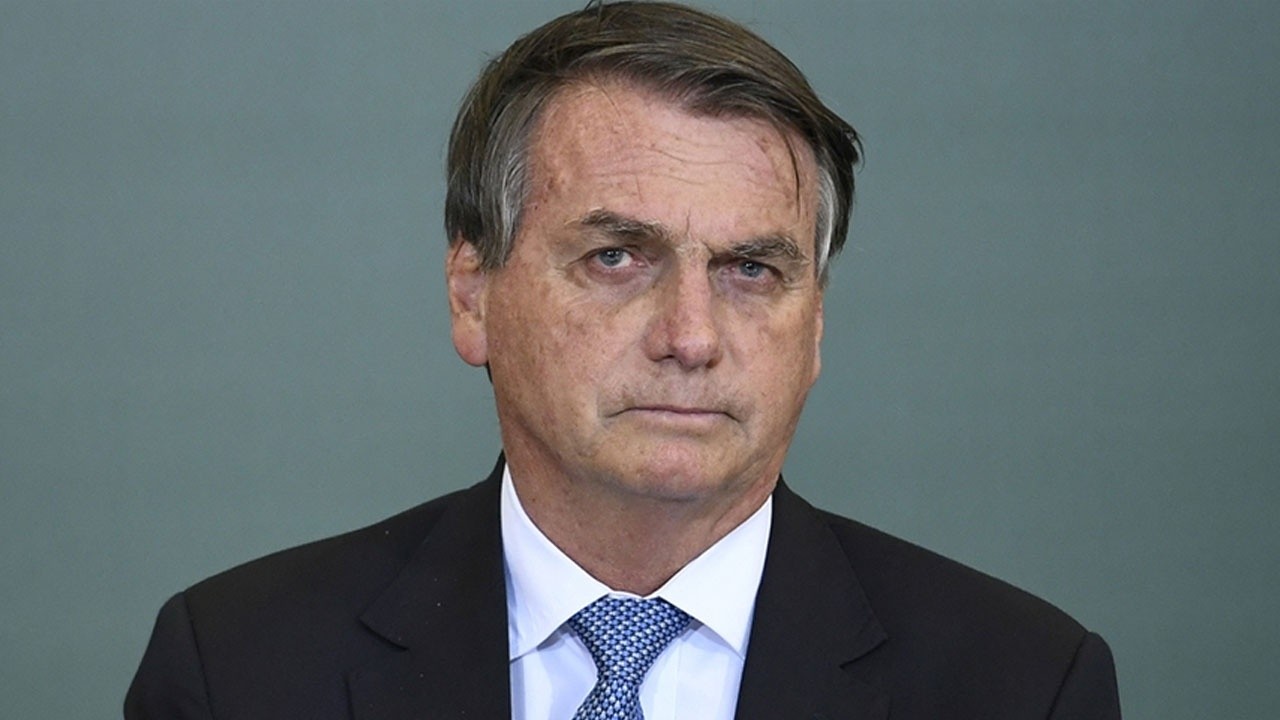 Brezilya Devlet Başkanı Bolsonaro aşı olmadığı için maça alınmadı